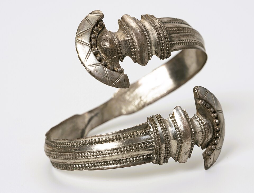 Serpent Silver Coil
